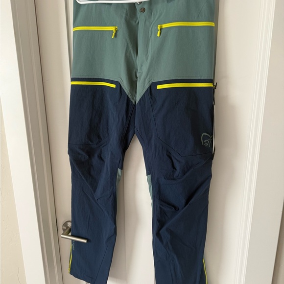 Norrøna Trollveggen flex pants. BRAND NEW mountaineering softshell - Picture 1 of 6